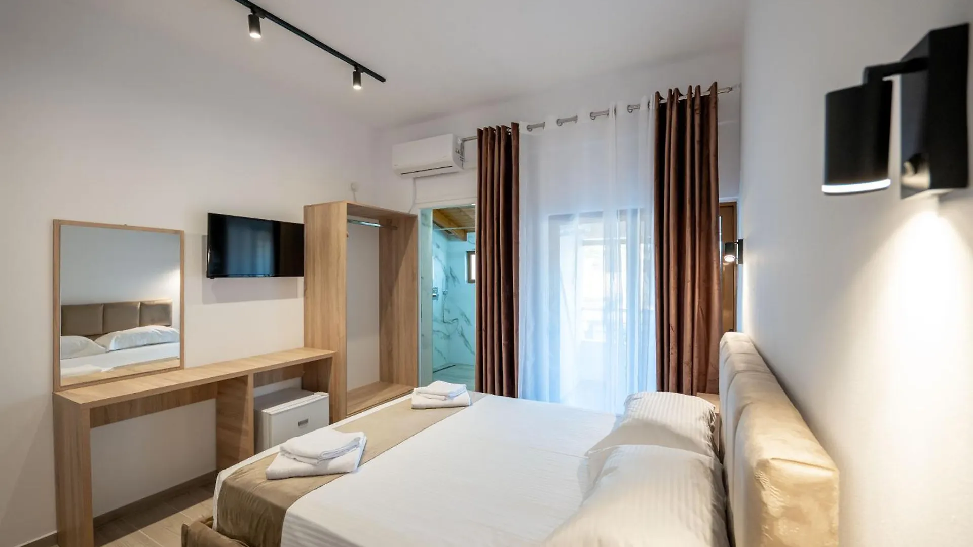 Hotel Perla Ksamil Guest house