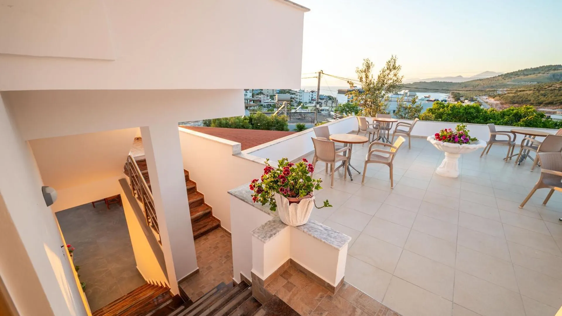 Guest house Hotel Perla Ksamil