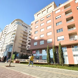 Oresti Center 3*, Tirana Albánie